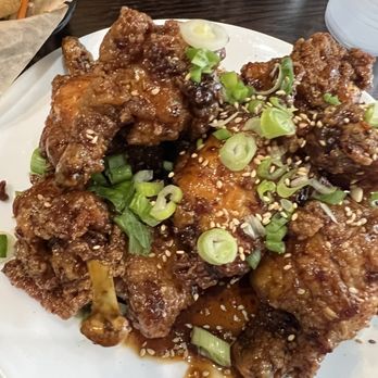 Del Seoul - K K-Town Chicken Wings (8 Piece) - Korean Near Me - Chicago, Illinois Del Seoul - K K-Town Chicken Wings (8 Piece) - Korean Near Me - Chicago, Illinois