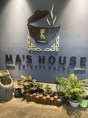 Ma's House by null