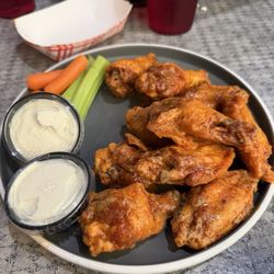 The Grill @ The Dome - Chicken wings