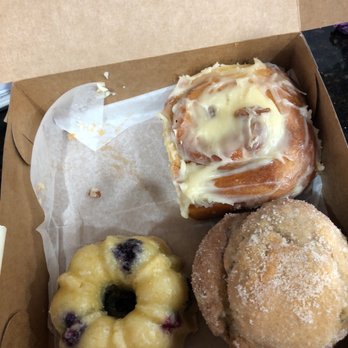 Mountainside Bakery & Cafe - Cinnamon roll, blueberry Bundt and apple cider donut muffin!! - Sandwiches Near Me - Princeton, Massachusetts Mountainside Bakery & Cafe - Cinnamon roll, blueberry Bundt and apple cider donut muffin!! - Sandwiches Near Me - Princeton, Massachusetts
