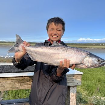 Peninsula Sportfishing - 2nd King Salmon (10lb male hatchery) that we caught.    Vacuumed sealed & froze it for the flight back.  Made some Poke the next day! - Fishing Near Me - Seward, Alaska