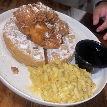 Snookies Craft Kitchen - Chicken and waffles - Breakfast & Brunch Near Me - Scotland, Texas