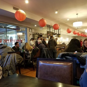 Peppercorns Kitchen - Inside. Saturday night at 5:15pm - Szechuan Near Me - Evanston, Illinois Peppercorns Kitchen - Inside. Saturday night at 5:15pm - Szechuan Near Me - Evanston, Illinois