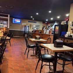 Mangia Macrina's Wood Fired Pizza