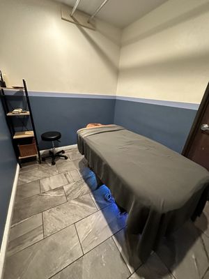 Sparadise La Brea by null