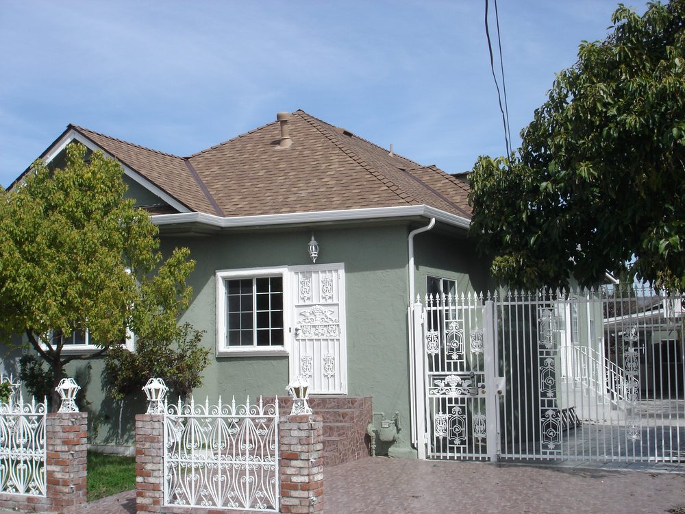 Slide of TNT Roofing