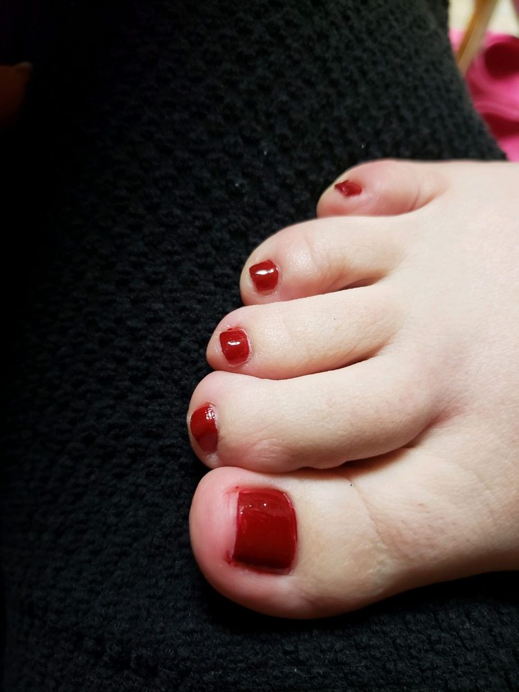 DAVI NAILS Updated August 2024 10 Reviews 4001 2nd Ave W