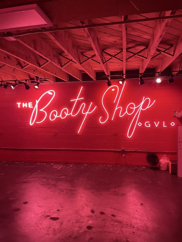 The Booty Shop Logo