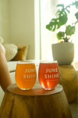 JuneShine - Santa Monica by null