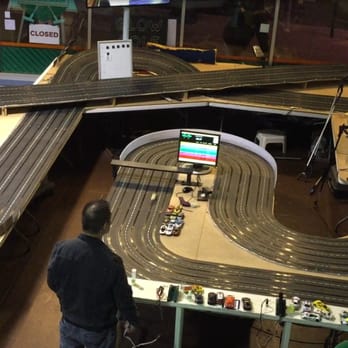 Subpar Miniature Golf - Six lanes of slot car fun for everyone! - Mini Golf Near Me - Alameda, California Subpar Miniature Golf - Six lanes of slot car fun for everyone! - Mini Golf Near Me - Alameda, California