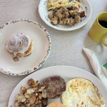 Pastries A Go Go - Breakfast & Brunch Near Me - Decatur, Georgia Pastries A Go Go - Breakfast & Brunch Near Me - Decatur, Georgia