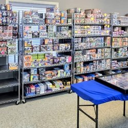 Collectors World Alabama - New Store photos 10850 US-72 Rogersville Alabama. next to Vintage South Market