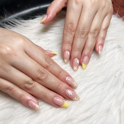 Azalea Nails & Spa - Summer vibe