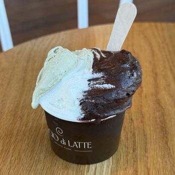 Bacio di Latte - Three flavor cup - 3 Cioccolati (3 chocolates), Bacio di latte, pistachio - Gelato Near Me - Los Angeles, California Bacio di Latte - Three flavor cup - 3 Cioccolati (3 chocolates), Bacio di latte, pistachio - Gelato Near Me - Los Angeles, California