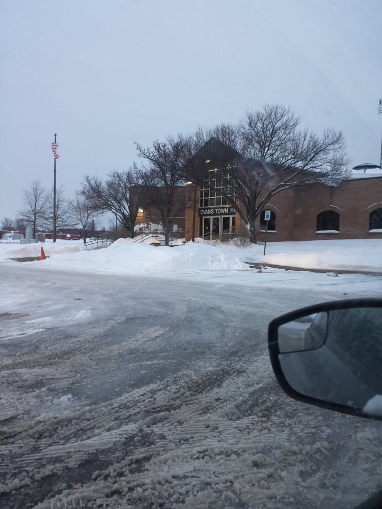 EVANS TOWN COMMUNITY CENTER 999 Sturgeon Point Rd, Derby, New York