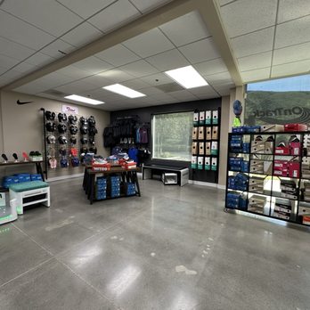 On Track Running - Inside - Shoe Stores Near Me - Simi Valley, California