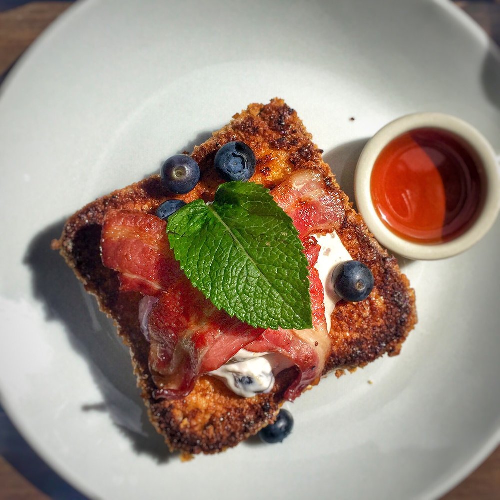 Lantana Cafe - French Toast £11 - Crispy bacon, blueberries, yoghurt and maple syrup :)) - Breakfast & Brunch Near Me - London, XGL Lantana Cafe - French Toast £11 - Crispy bacon, blueberries, yoghurt and maple syrup :)) - Breakfast & Brunch Near Me - London, XGL