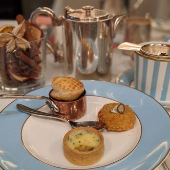 The Kensington Hotel - Hotels Near Me - London, XGL