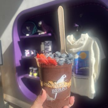 Oakberry Acai - Acai Bowls Near Me - Hermosa Beach, California Oakberry Acai - Acai Bowls Near Me - Hermosa Beach, California