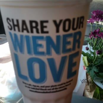 Wienerschnitzel - Fresh brewed iced tea.... Mmmmm - Hot Dogs Near Me - La Habra, California