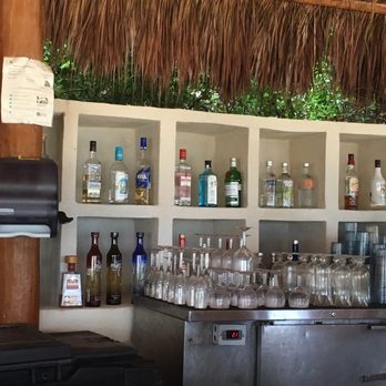 Live Aqua Resort - Bar by the beach - Resorts Near Me - Cancún, ROO