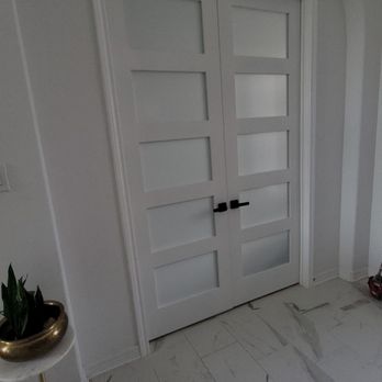 On glass decor - Glass door installation - Glass & Mirrors Near Me On glass decor - Glass door installation - Glass & Mirrors Near Me