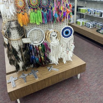 Clines Corners Travel Center - Dream catchers - Gas Stations Near Me - Clines Corners, New Mexico Clines Corners Travel Center - Dream catchers - Gas Stations Near Me - Clines Corners, New Mexico