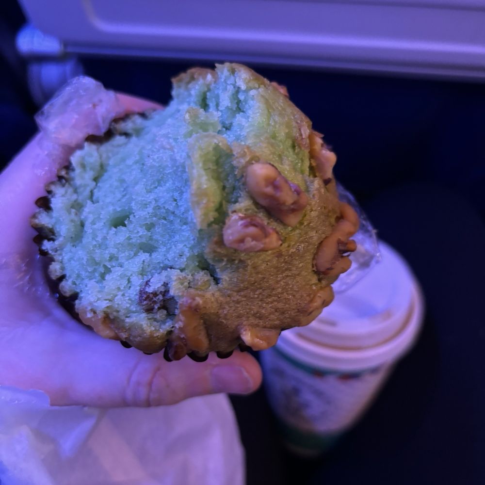 Pistachio muffin Pistachio muffin