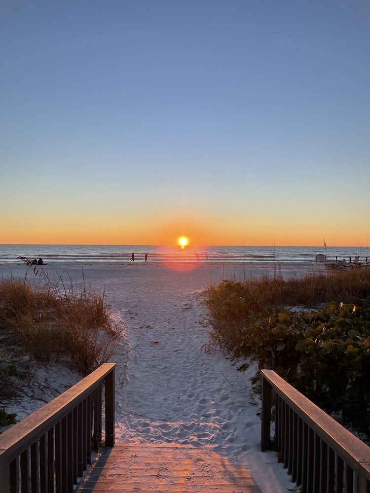 SIESTA BREAKERS CONDOMINIUM Updated October 2024 6480 Midnight Pass