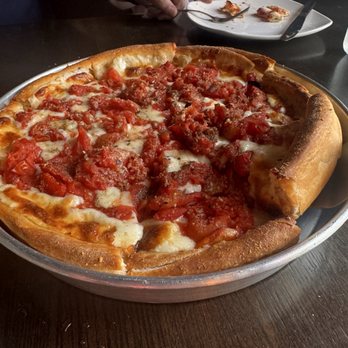 Pete's Pizza - Pizza Near Me - Chicago, Illinois