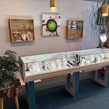 Gilger Designs - Jewelry Near Me - Ames, Iowa Gilger Designs - Jewelry Near Me - Ames, Iowa