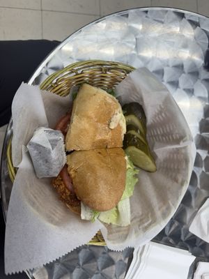 Rae's Sandwich Shoppe by null