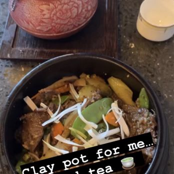 Lantern House Viet Bistro - F5. Sizzling Clay Pot - Vietnamese Near Me - Falls Church, Virginia Lantern House Viet Bistro - F5. Sizzling Clay Pot - Vietnamese Near Me - Falls Church, Virginia