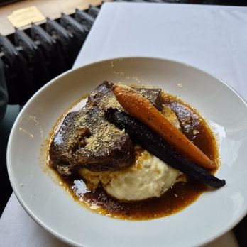 The Marshall Field's Walnut Room - Braised short rib with potatoes and carrots. - American Near Me - Chicago, Illinois