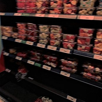 Safeway - a grocery aisle with canned food - Grocery Near Me - Langley, British Columbia Safeway - a grocery aisle with canned food - Grocery Near Me - Langley, British Columbia