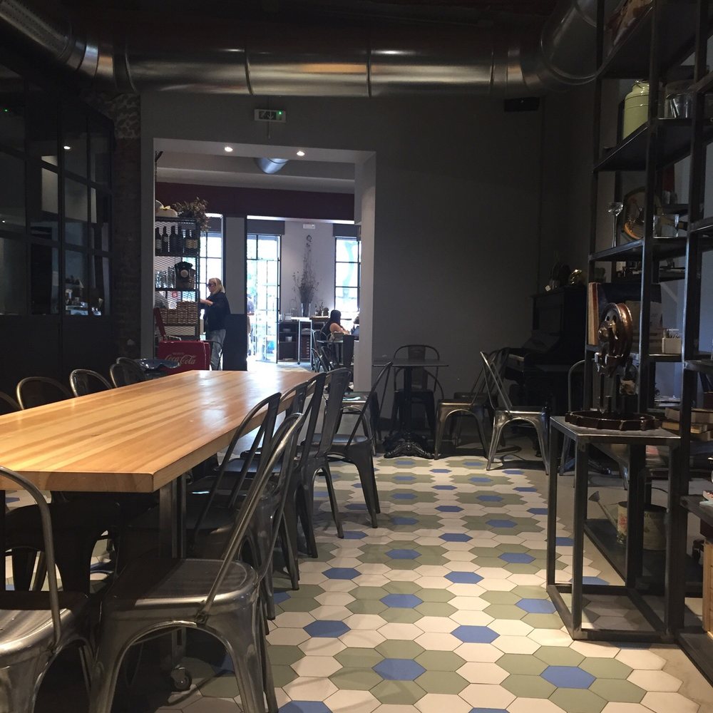 Dahlia Lab - Cafes Near Me - Milan, Michigan