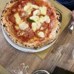 Trattoria Pizzeria Santa Lucia - Pizza with salami piccante and buffalo mozzarella