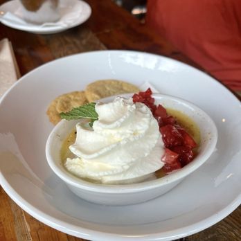 Firefly Grill - Crème Brûlée with fresh strawberries and fresh whipped cream - Steakhouses Near Me - Effingham, Illinois Firefly Grill - Crème Brûlée with fresh strawberries and fresh whipped cream - Steakhouses Near Me - Effingham, Illinois