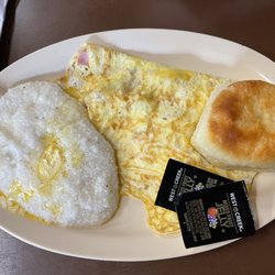 Pastime Grill - Ham and cheese omelette
