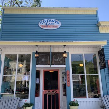 Tiffanys Cafe - Outside - Ice Cream & Frozen Yogurt Near Me - Empire, Michigan
