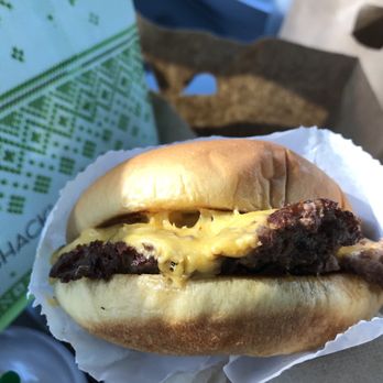 Shake Shack El Segundo - Cheeseburger - Burgers Near Me - El Segundo, California
