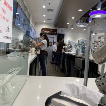 Creamistry - The girl in white closest to me is working her ass off. - Ice Cream & Frozen Yogurt Near Me - Gilbert, Arizona