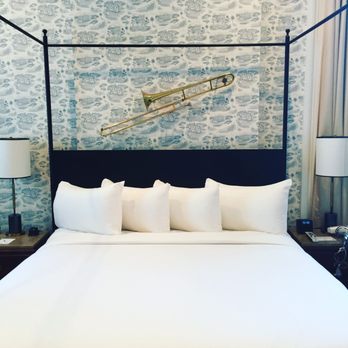 Henry Howard Hotel - The King size bed. - Hotels Near Me - New Orleans, Louisiana