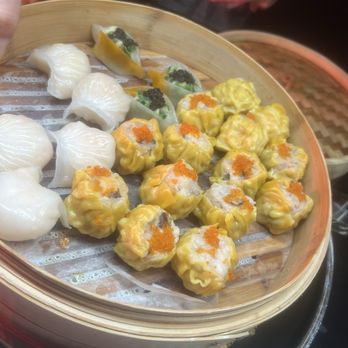 Genting Palace - Dim sum - Cantonese Near Me - Las Vegas, Nevada Genting Palace - Dim sum - Cantonese Near Me - Las Vegas, Nevada