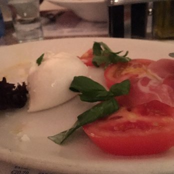 O Sole Mio - The burrato, parma ham and tomatoes - Italian Near Me - London, XGL O Sole Mio - The burrato, parma ham and tomatoes - Italian Near Me - London, XGL