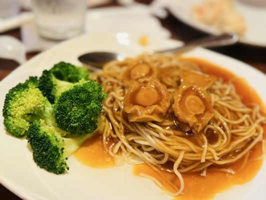 Noodle Asia by null