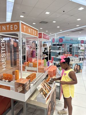 Ulta Beauty by null