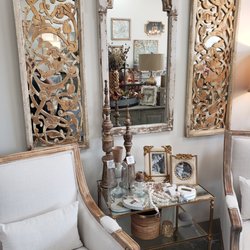 Right Next Door Home Decor & Gift Boutique