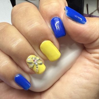 Contour Nail Bar - Waxing Near Me - Omaha, Nebraska Contour Nail Bar - Waxing Near Me - Omaha, Nebraska