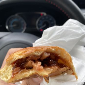 TC Pastry - BBQ bun (baked) - Dim Sum Near Me - Daly City, California TC Pastry - BBQ bun (baked) - Dim Sum Near Me - Daly City, California